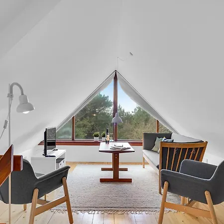 3 Bedroom In Holiday home