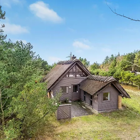 Holiday home 3 Bedroom In Humble