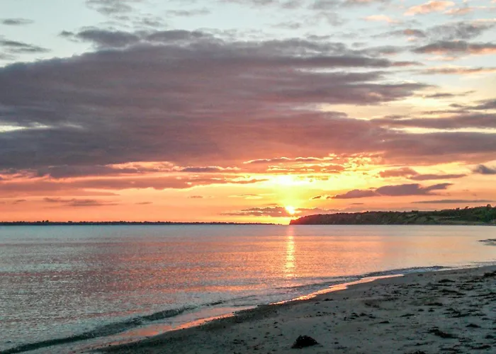 3 Bedroom Gorgeous In Дом отдыха