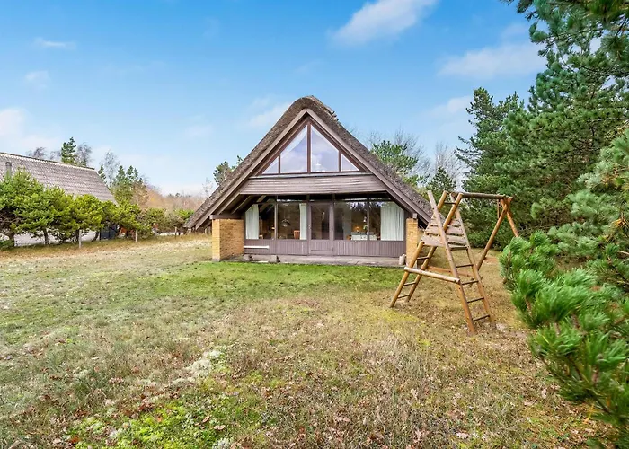 Дом отдыха 3 Bedroom Gorgeous In